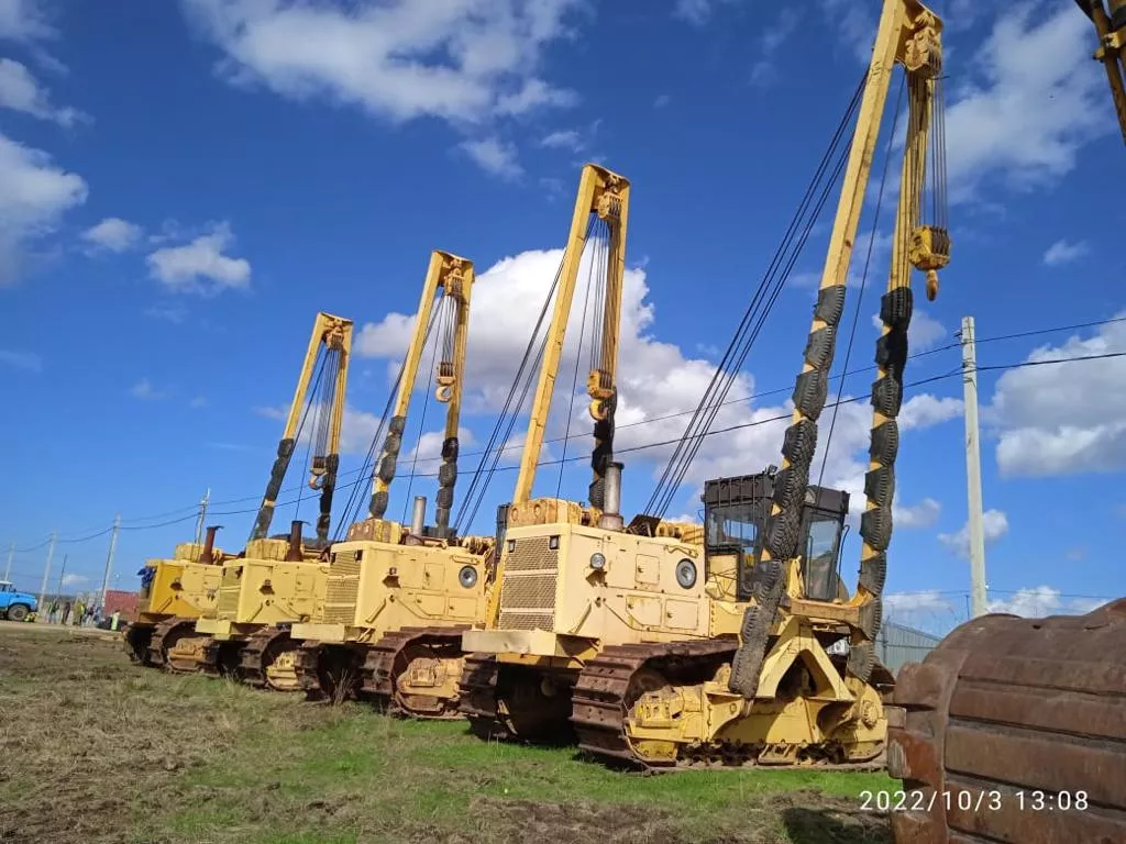 Трубоукладчик Komatsu D355C