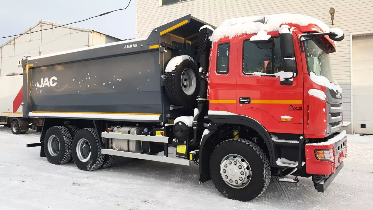 Аренда самосвала Shacman SX32586T385